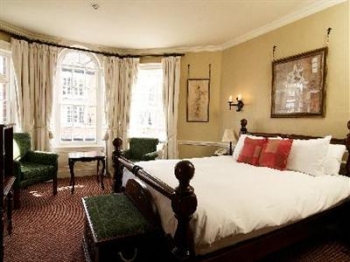 The Swan Tarporley Photo